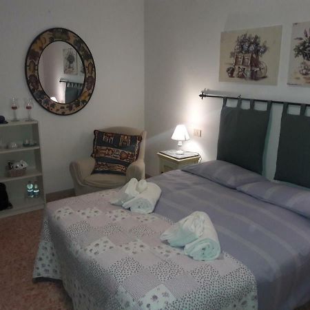 ホテルA Casa Di Chiara ペルージャ エクステリア 写真