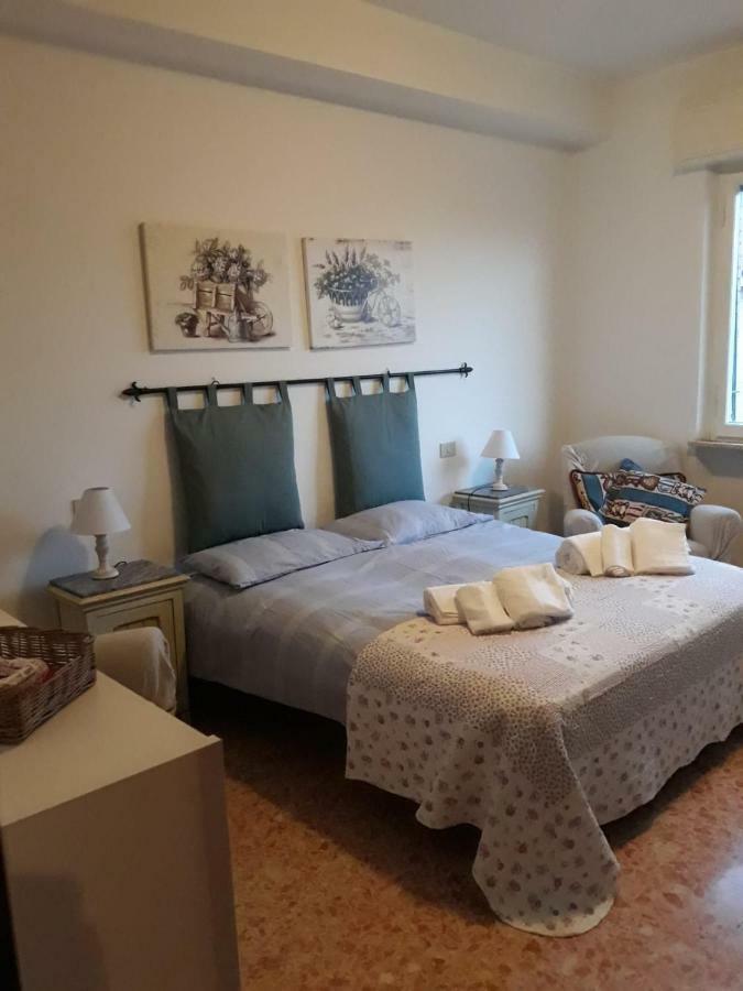 ホテルA Casa Di Chiara ペルージャ エクステリア 写真